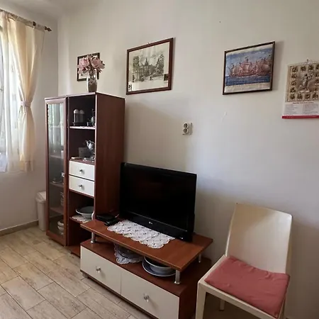 Duje Апартаменты