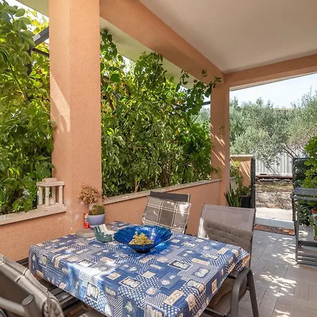 Apartment Duje