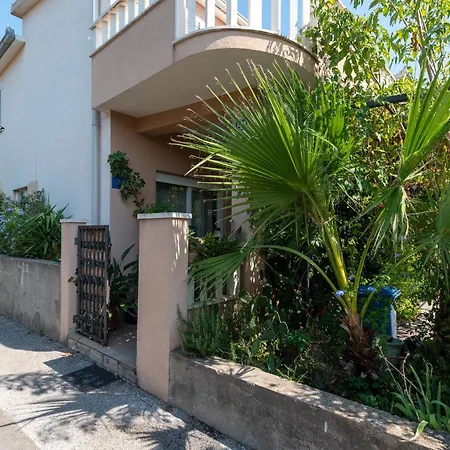 Duje Apartment Trogir