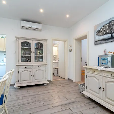 Apartment Duje Trogir